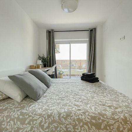 Moderno Apartamento Plz De La Merced Málaga Kültér fotó
