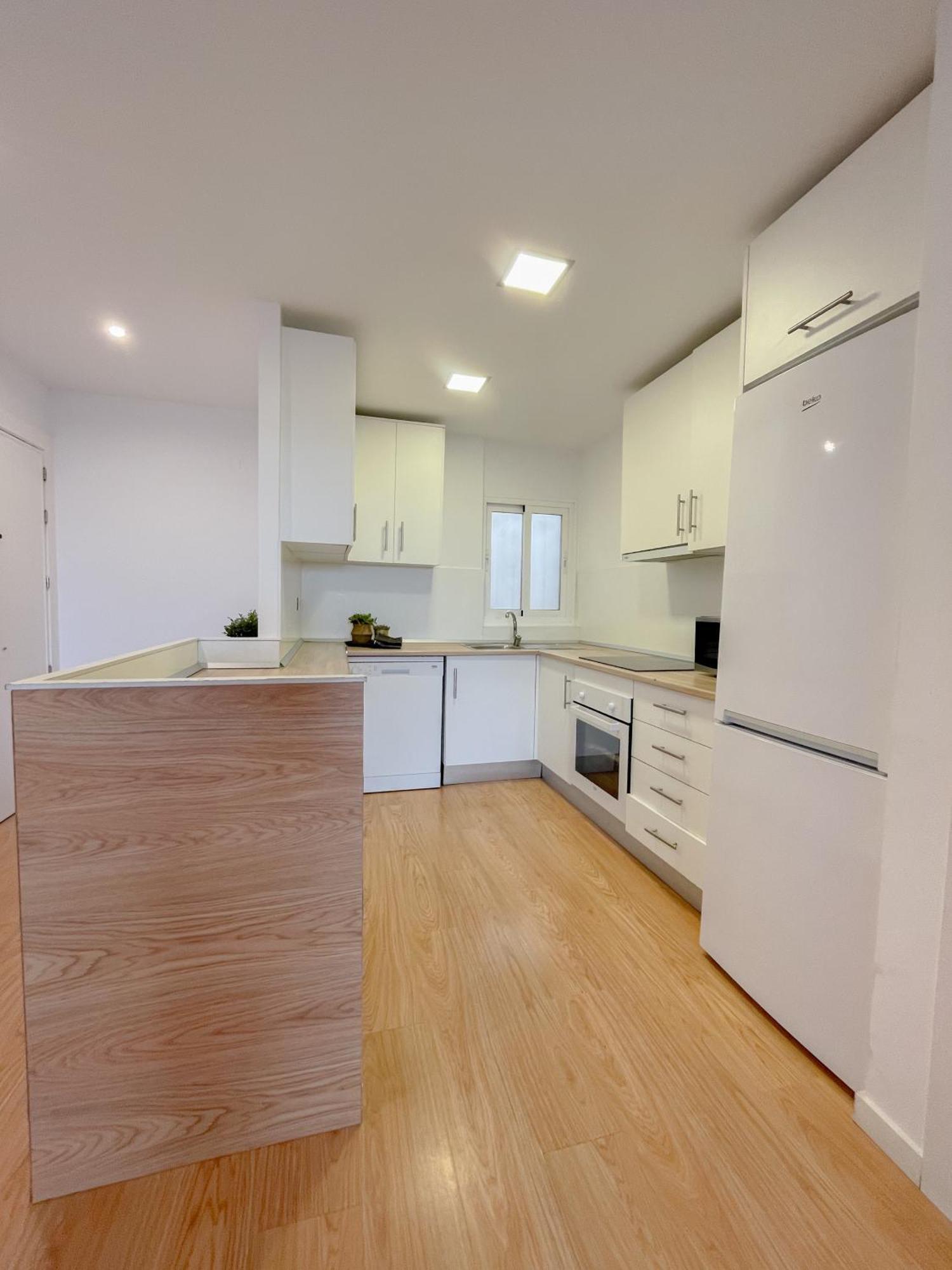 Moderno Apartamento Plz De La Merced Málaga Kültér fotó