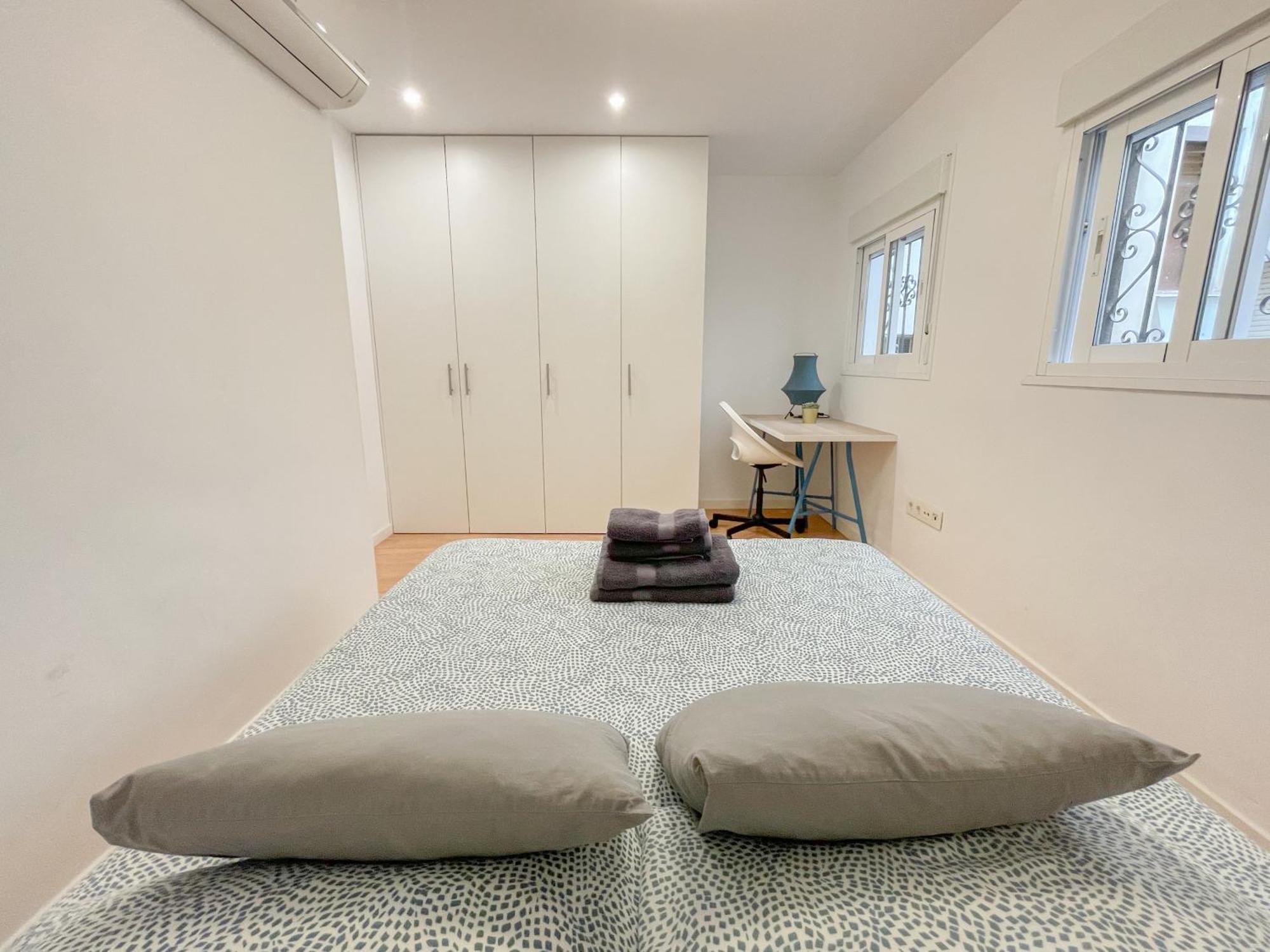 Moderno Apartamento Plz De La Merced Málaga Kültér fotó